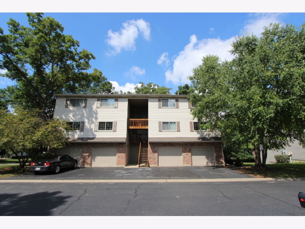 Condominiums Sold Forest Homes Of Lakewood Carpentersville Illinois, 614 Buckskin