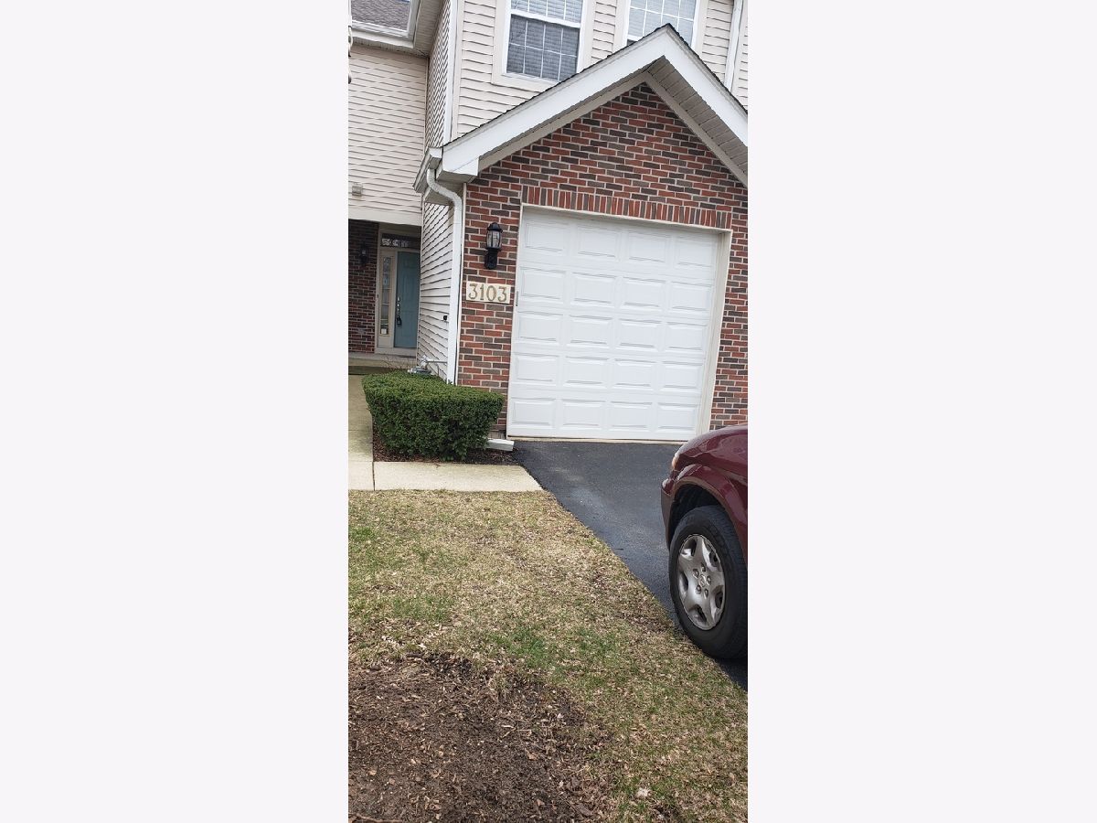 Homes & Townhomes Rented Oakhurst Aurora Illinois, 3103 Anton