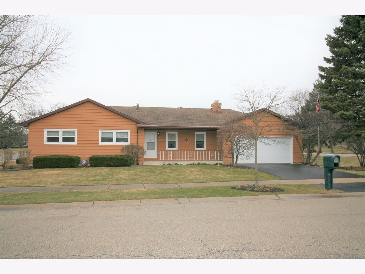 Homes Sold Oak Crest Waukegan Illinois, 3330 Burr Oak