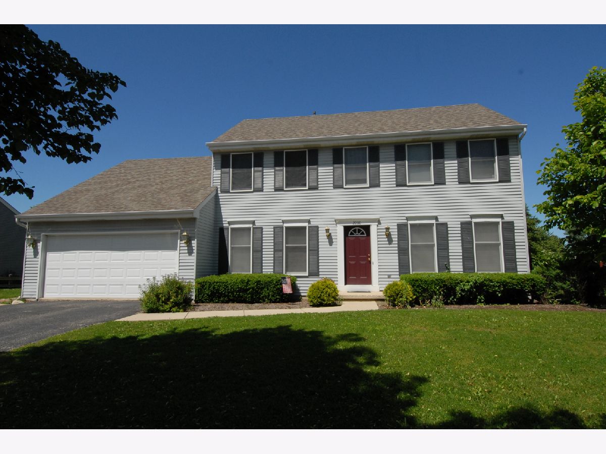 Homes & Townhomes Rented Hunters Fields St Charles Illinois, 2200 Fairfax