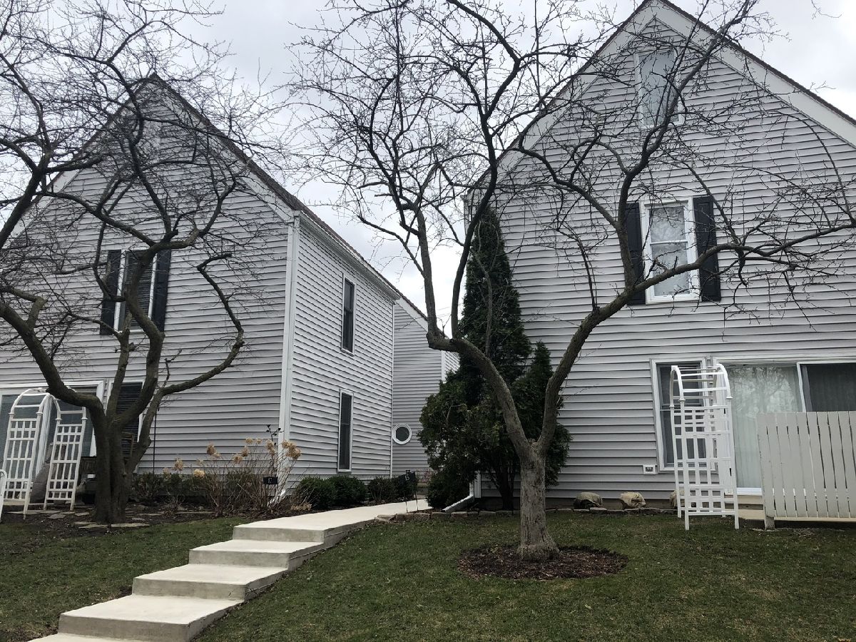 Homes & Condominiums Rented East Lake Bluff Lake Bluff Illinois, 17 North