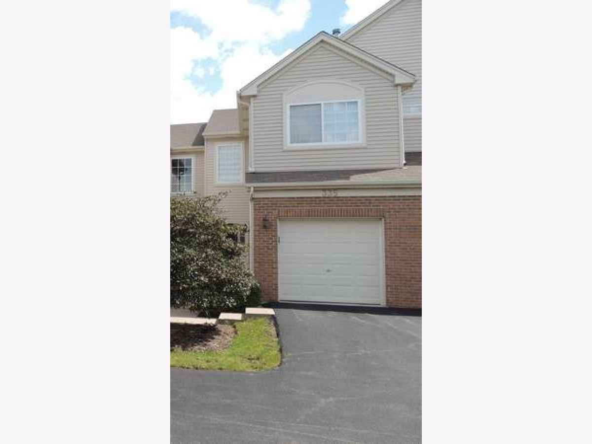 Townhomes & Condos Rented Union Square Hainesville Illinois, 335 Patriot