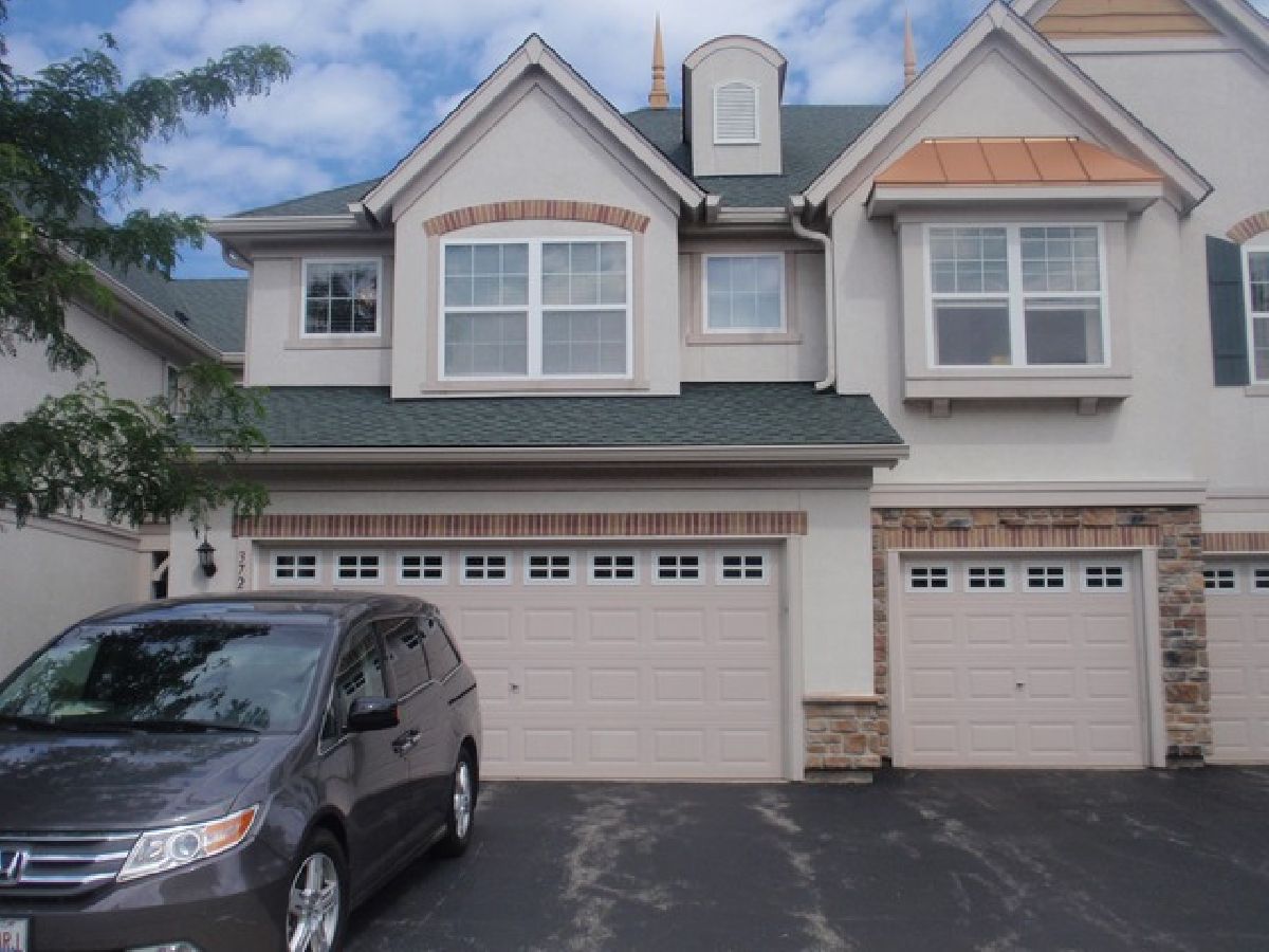 Townhomes Rented Shadow Creek Vernon Hills Illinois, 372 Shadow Creek