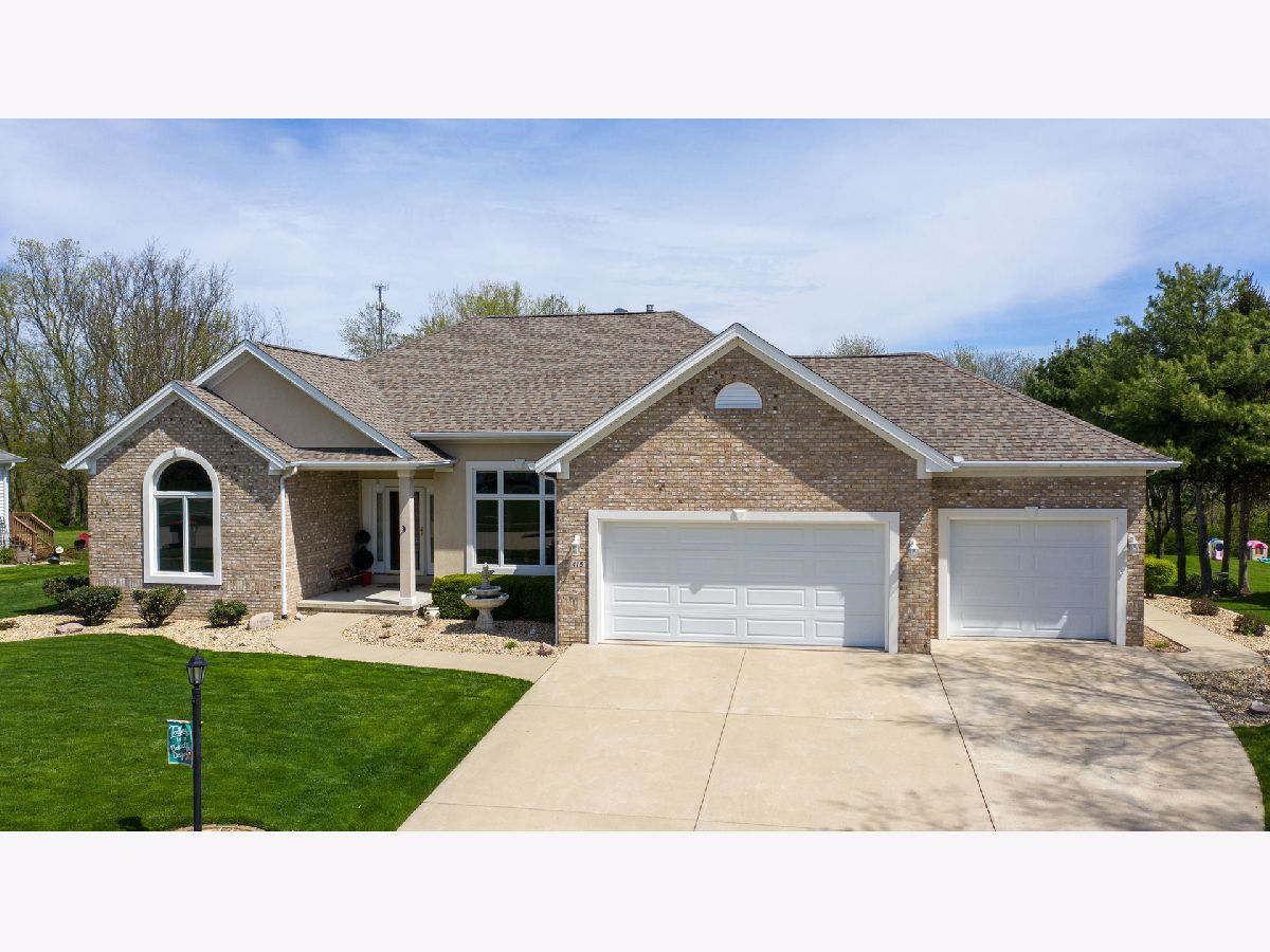 Homes Sold Cobble Creek Heyworth Illinois, 415 Cobble Creek