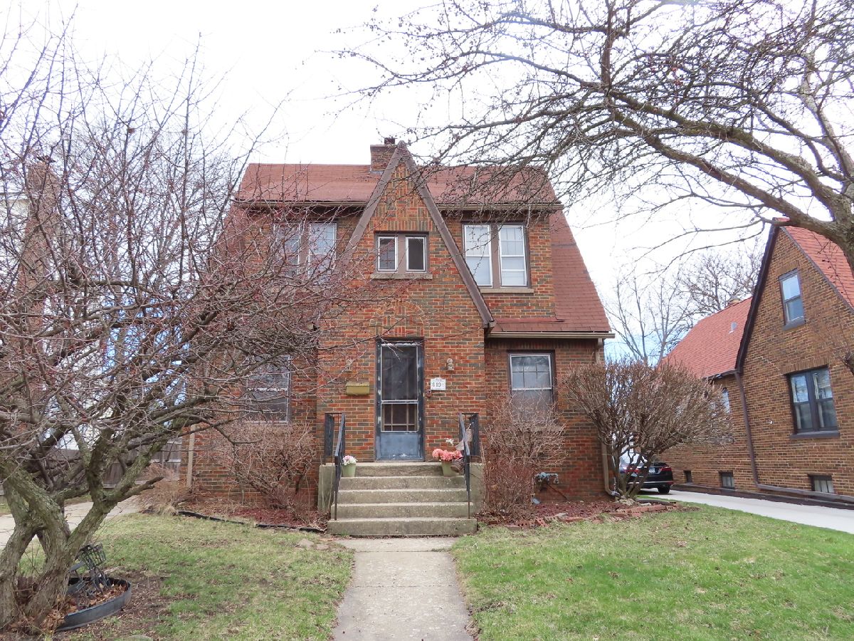 Homes Sold Lorraine Terrace Waukegan Illinois, 619 Elmwood