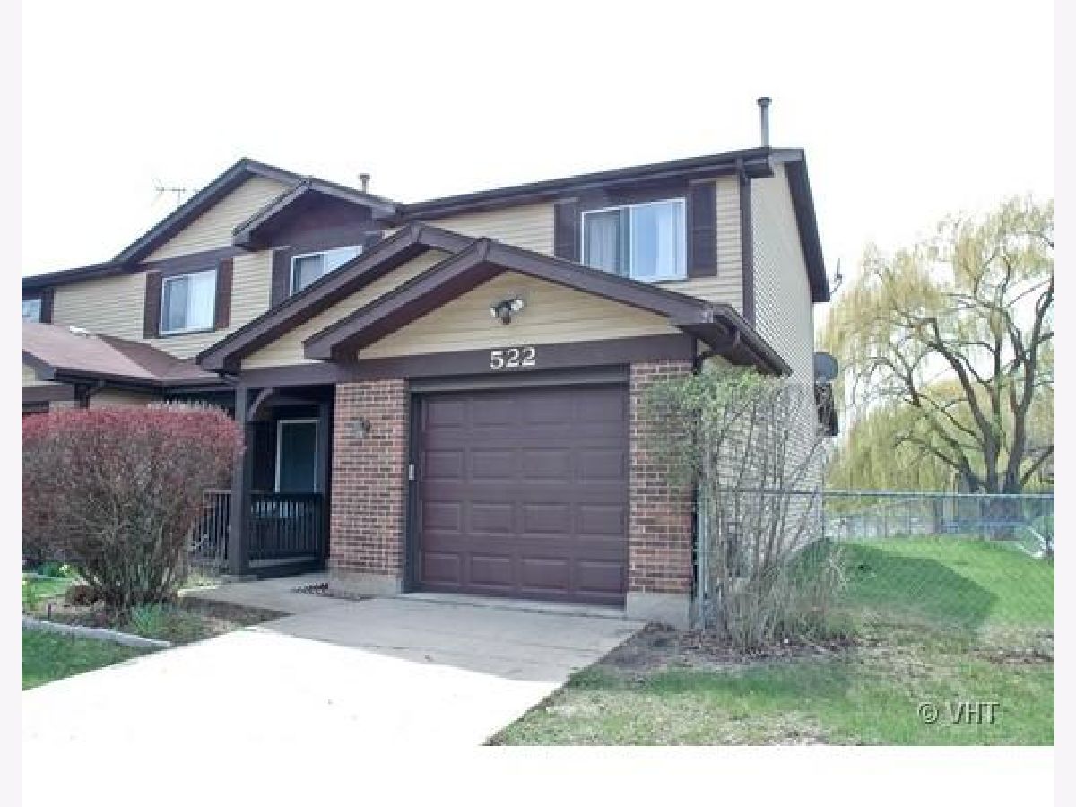 Townhomes Rented Malibu Wheeling Illinois, 522 Commanche