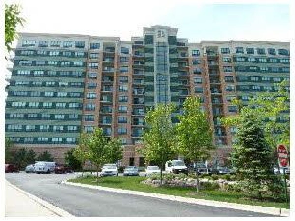 Seven Bridges Woodridge IL, Homes & Condos & Townhomes For Sale & For