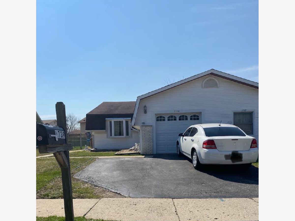 Condos & Townhomes & Homes Rented Pheasant Trails Glendale Heights Illinois, 1739 Amherst