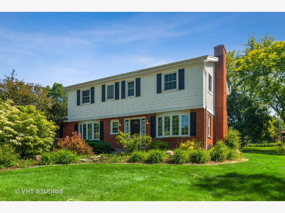 Homes Sold Barrington Park Inverness Illinois, 317 Canterbury