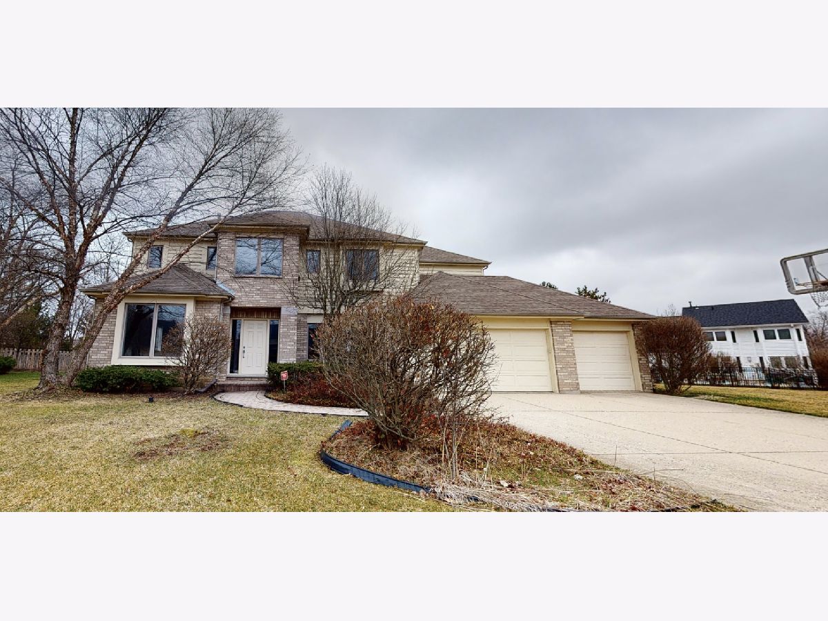 Homes Rented Rolling Hills Buffalo Grove Illinois, 1901 Twin Oaks