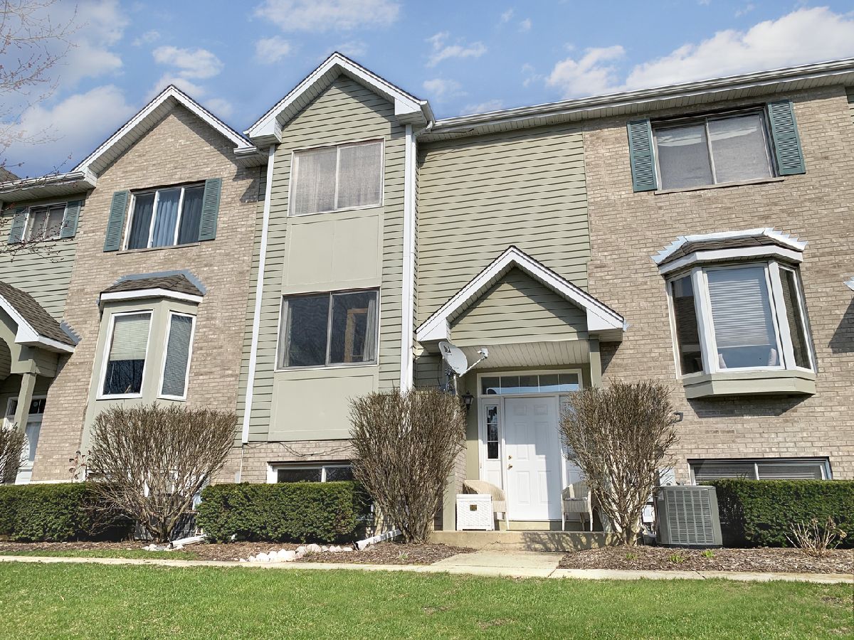 Townhomes Sold Countryside Townhomes Elburn Illinois, 407 Willow