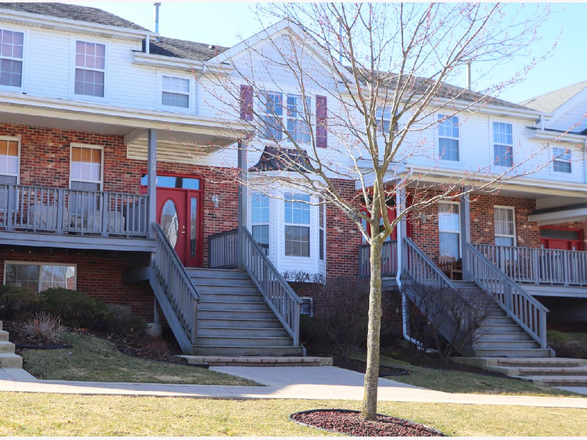 Townhomes Sold Lancaster Square Lombard Illinois, 1033 Kufrin