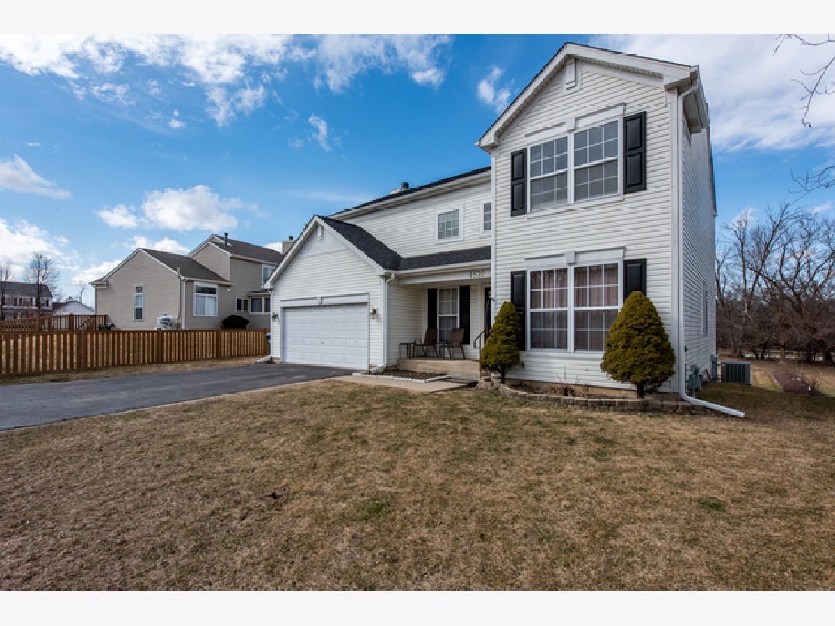 Homes Sold Fields Of Bayberry Waukegan Illinois, 4530 Forest