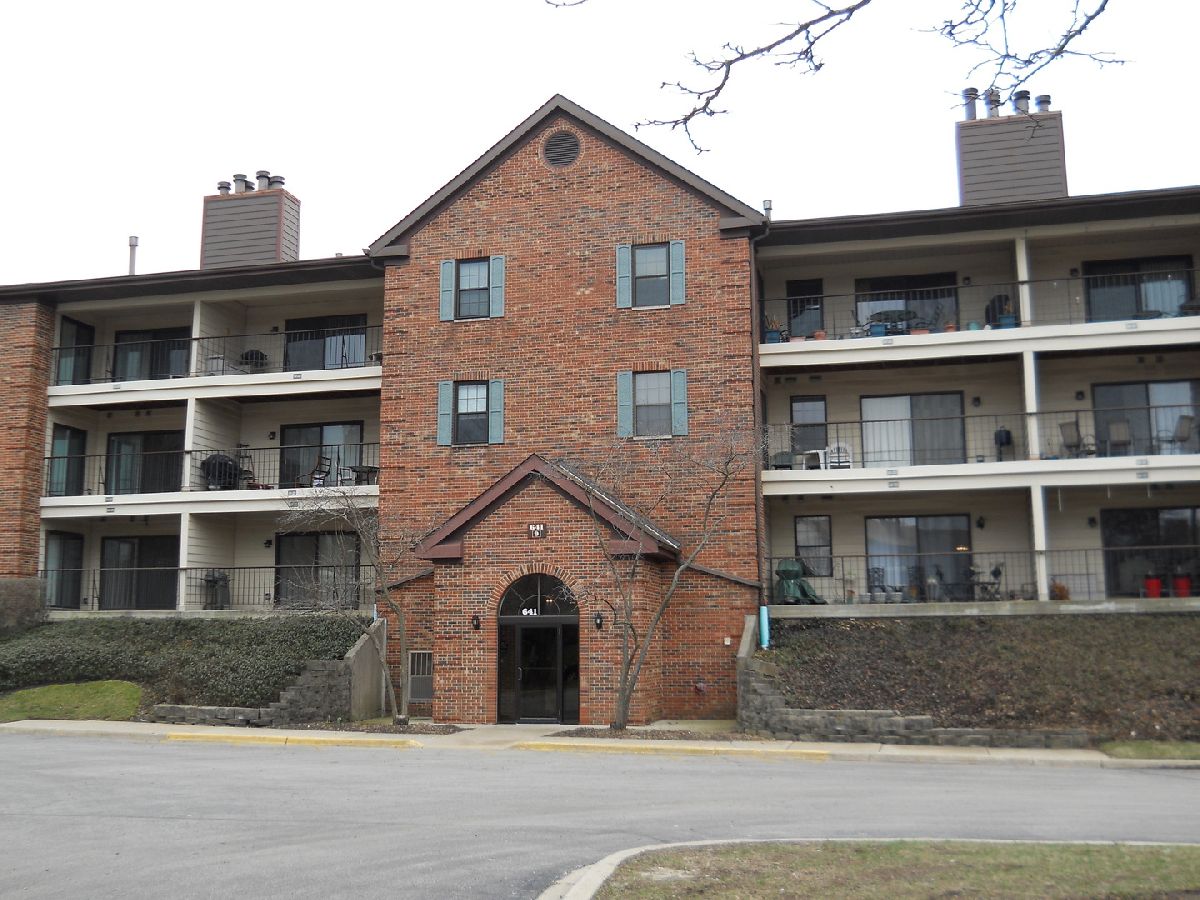 Condominiums Rented Chatham East Buffalo Grove Illinois, 641 Hapsfield