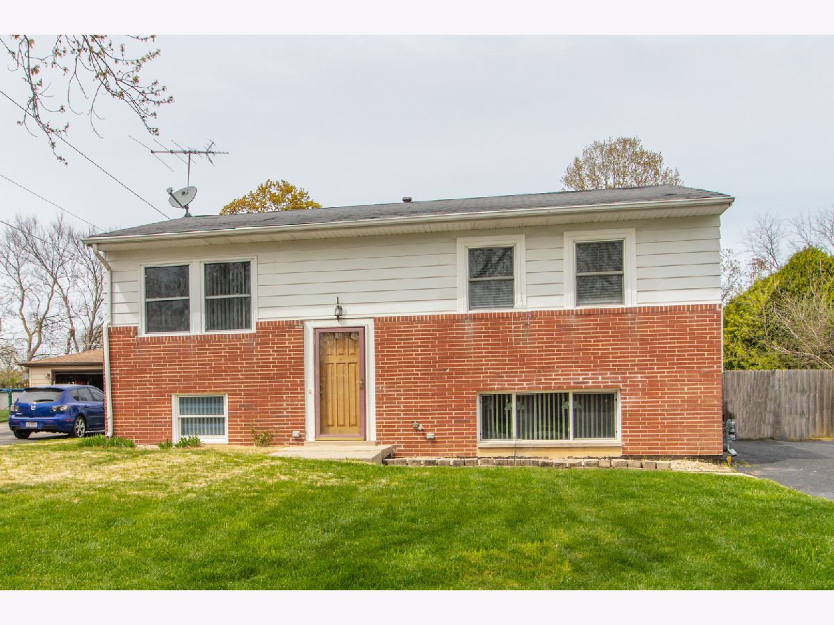 Homes Rented North Hills Mundelein Illinois, 19504 Harvard