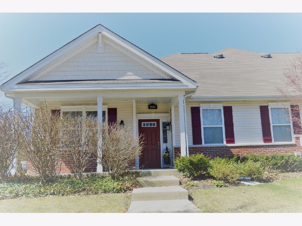 Townhomes Sold Traditions At Glen Flora Waukegan Illinois, 2532 Burnside