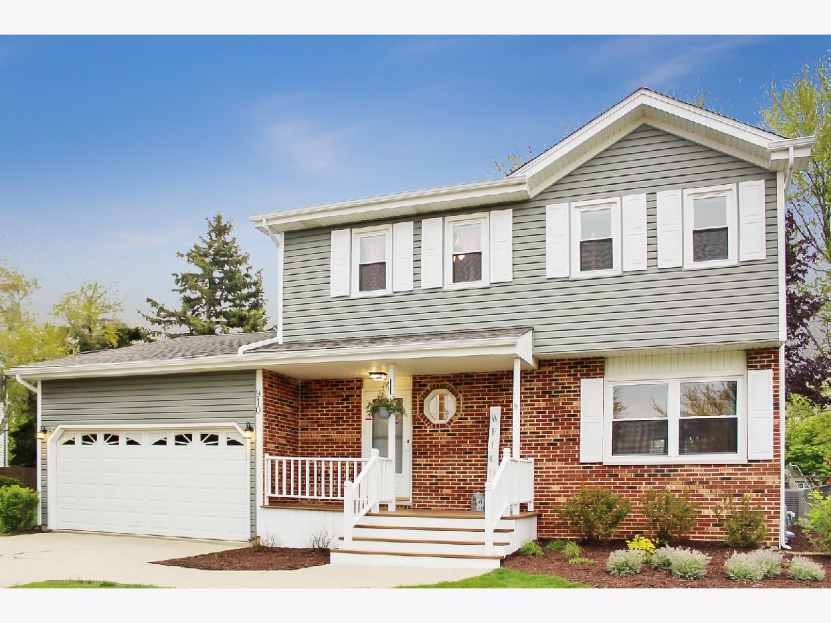 Homes Sold Shenandoah Valley Carol Stream Illinois, 910 Cumberland