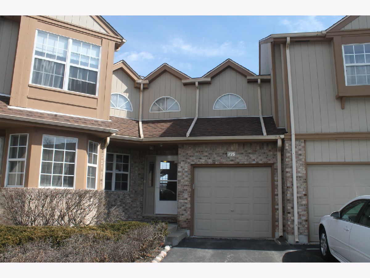 Townhomes Sold Station Walk Wood Dale Illinois, 155 Louise