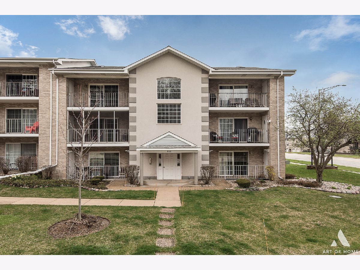 Condominiums Sold Crystal Hills Hickory Hills Illinois, 9150 95th