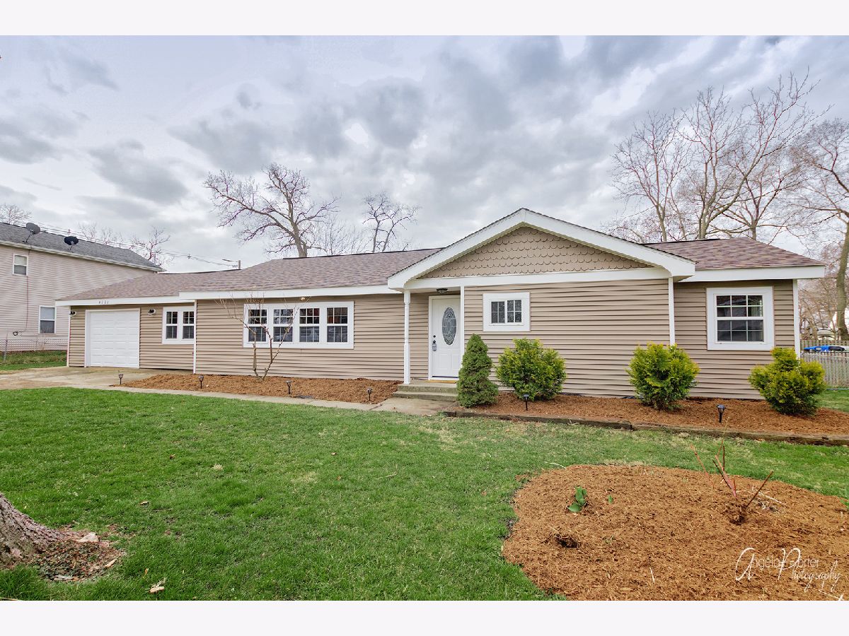 Homes Sold Mccollum Lake Estates Mchenry Illinois, 4701 Parkview