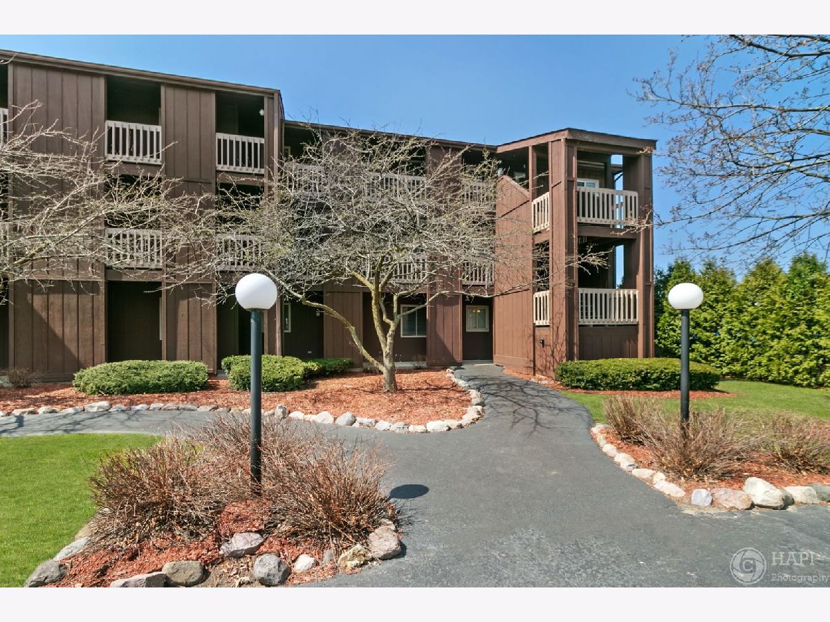 Condominiums Sold Legend Bay Fox Lake Illinois, 52 Pistakee Lake