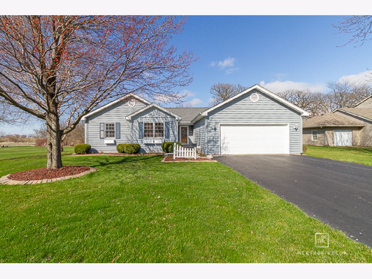 Homes Sold Indian Creek Leland Illinois, 570 Indian Creek