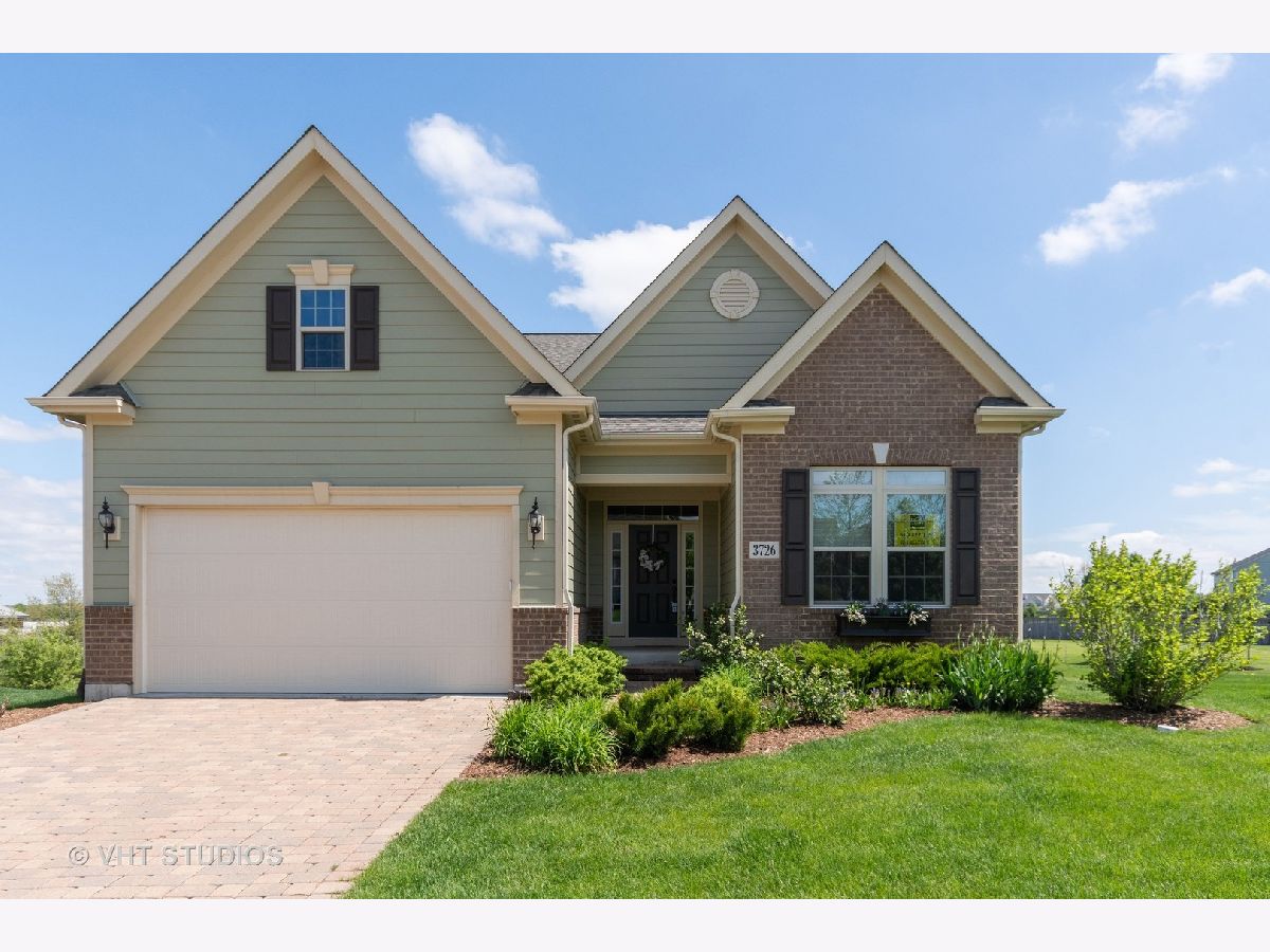 Townhomes & Homes Sold Prairie Ridge Geneva Illinois, 3726 Ridge Pointe