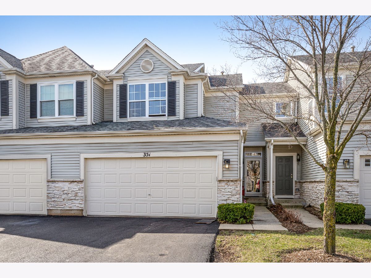 Homes & Townhomes Sold Robin Glen South Elgin Illinois, 351 Robin Glen