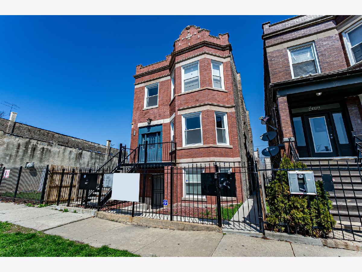 Homes & Townhomes & Condos Rented Lawndale Chicago Illinois, 4148 Cermak