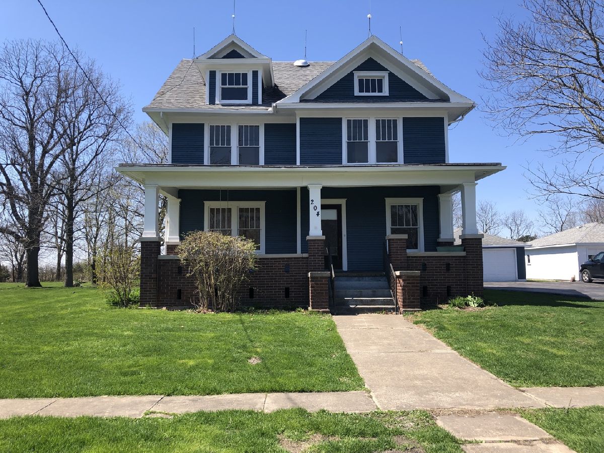  Sold Bellflower Illinois, 204 Prairie