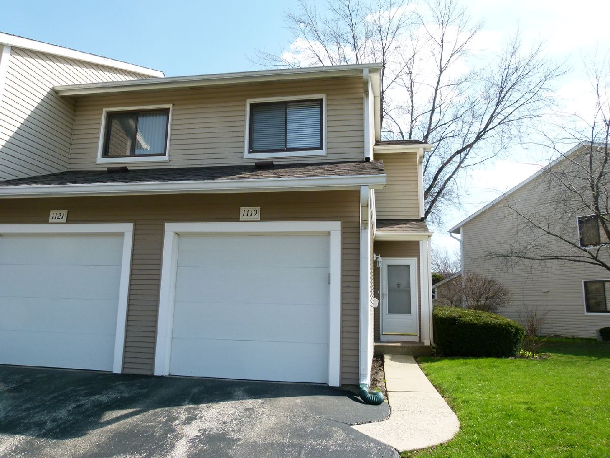 Townhomes & Condos Rented Cunningham Courts Palatine Illinois, 1119 Randville
