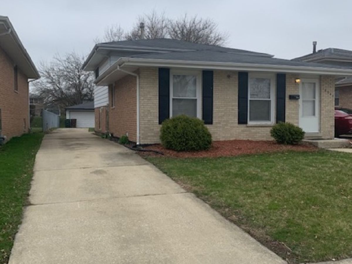 Homes Rented Flossmoor Terrace Country Club Hills Illinois, 18048 Soleri