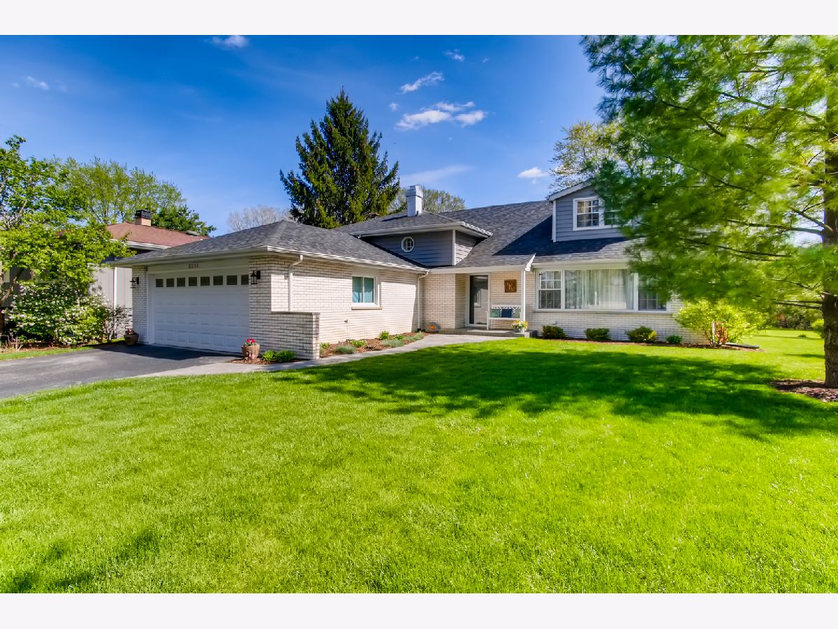 Homes Sold Prentiss Creek Downers Grove Illinois, 2231 Midhurst