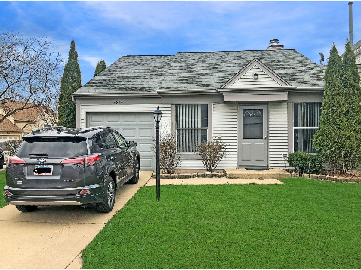 Townhomes Rented Hartford Square Hanover Park Illinois, 7547 Madison