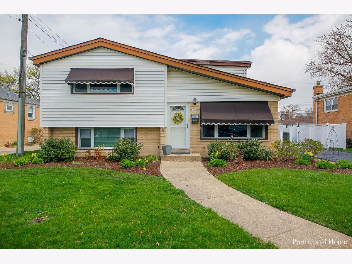 Homes & Condominiums Sold Barretts Brothers Tinley Park Illinois, 17549 68th
