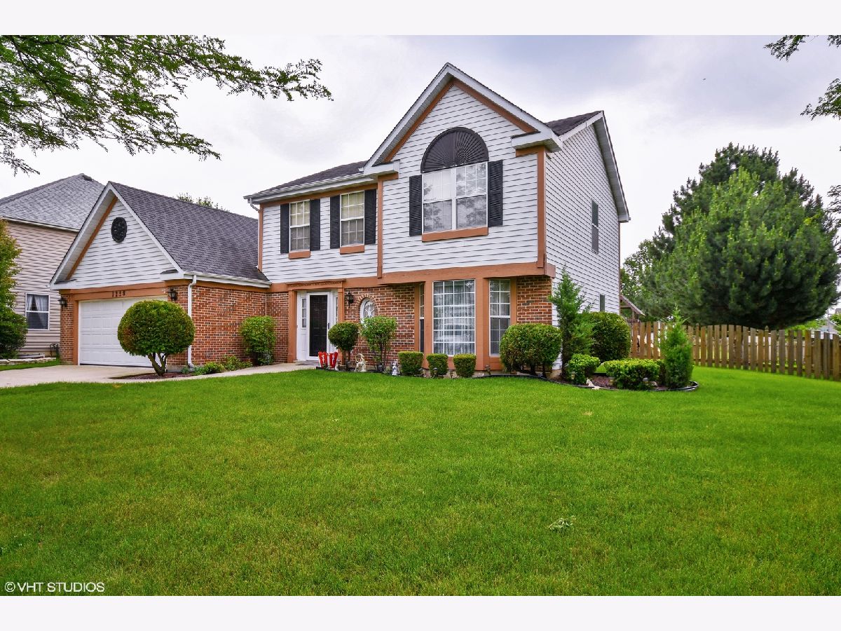 Homes Sold Mill Valley Carol Stream Illinois, 1228 Easton