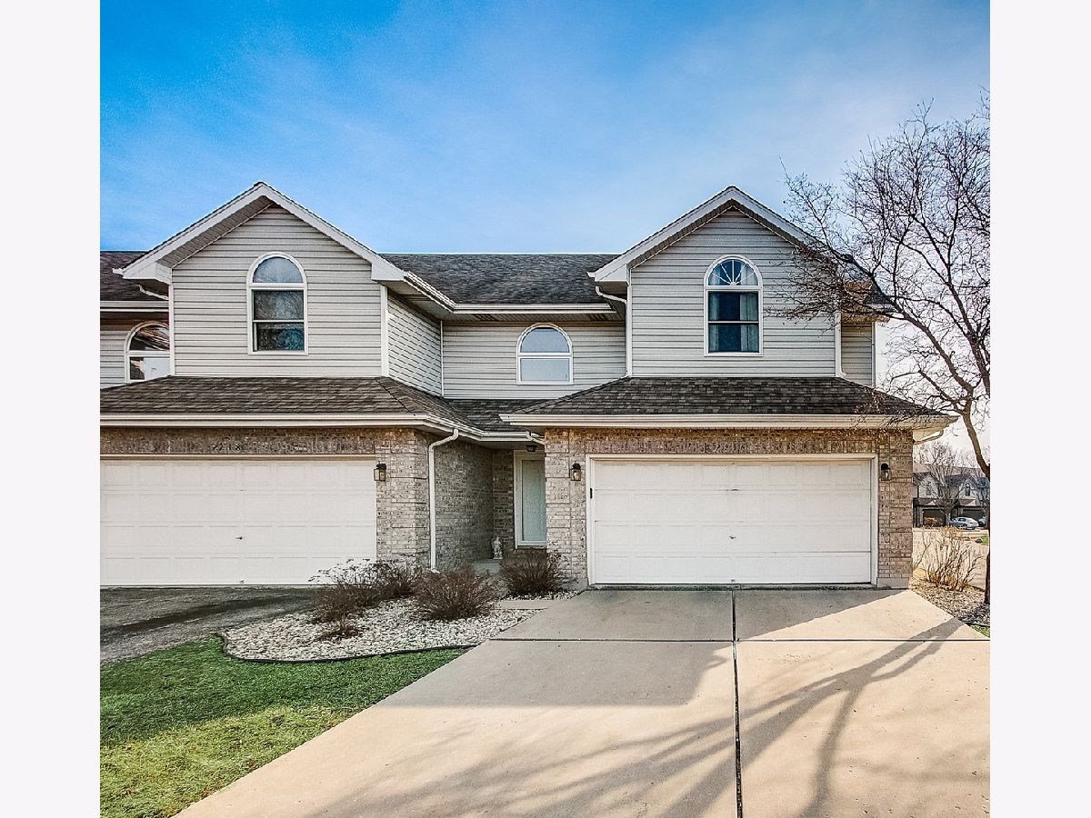 Townhomes Sold Crestbrooke Crest Hill Illinois, 2216 Orchid