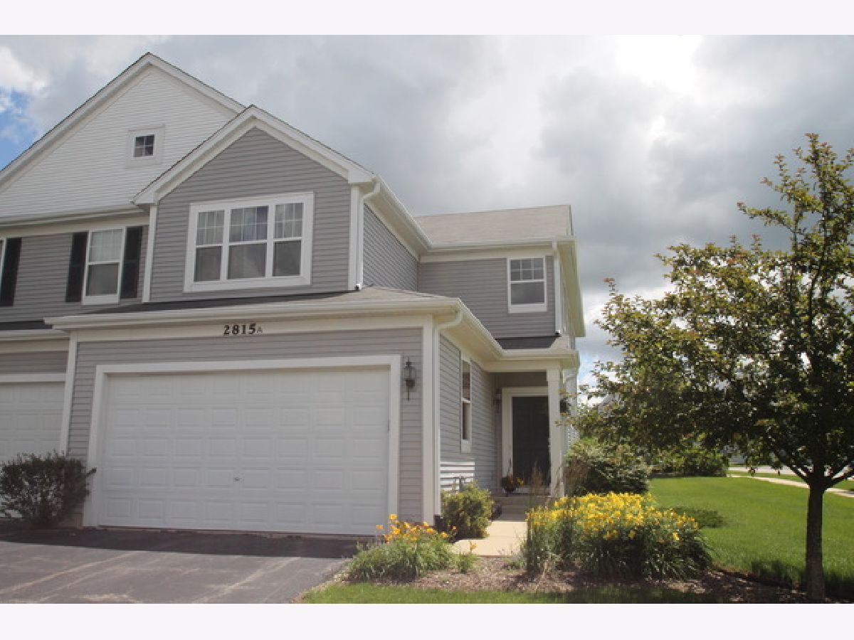 Homes & Townhomes Rented Liberty Lakes Wauconda Illinois, 2815 Cattail