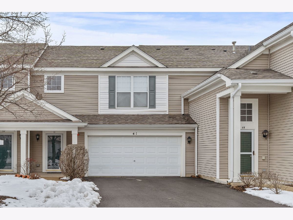 Condos & Townhomes & Homes Sold Chesterfield Lakes North Aurora Illinois, 41 Johnson