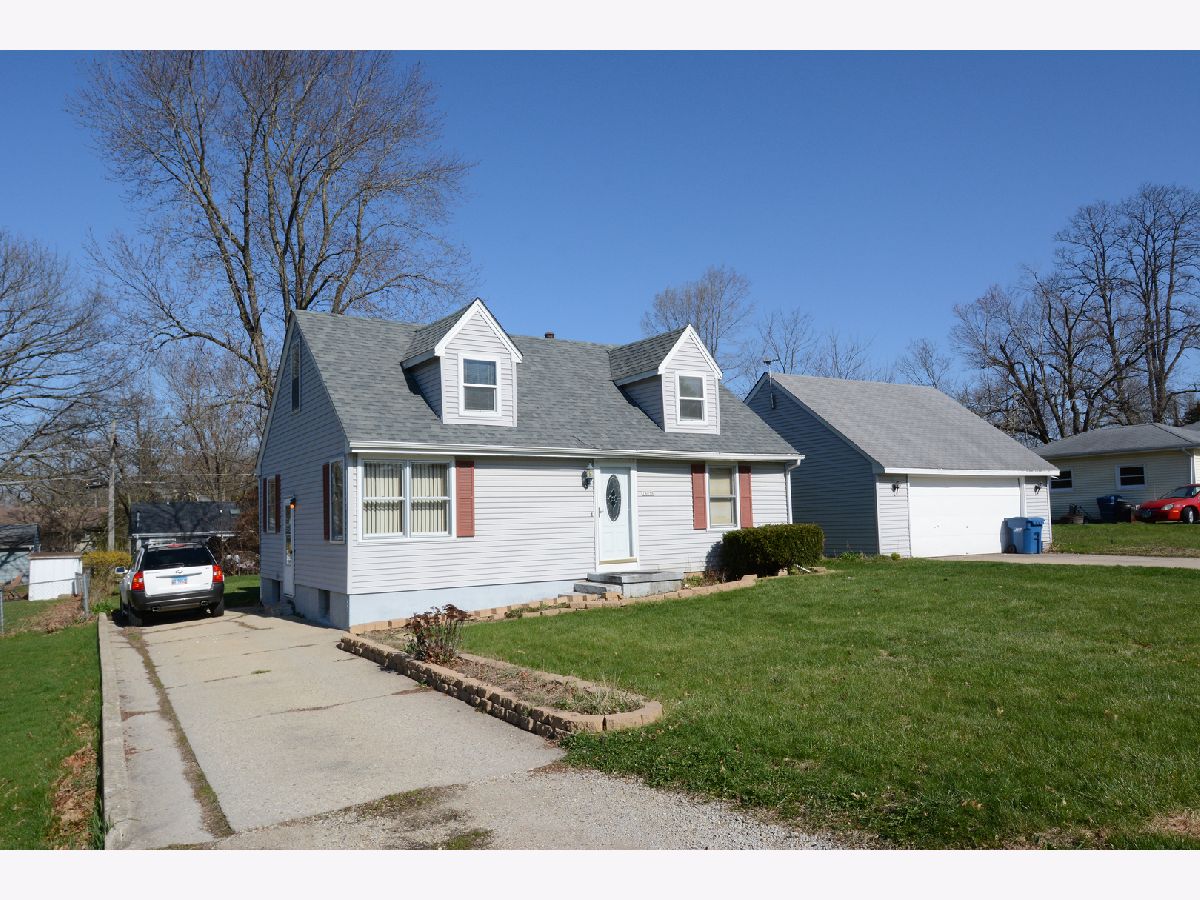 Homes Sold Five Island Park South Elgin Illinois, 7N056 Smith