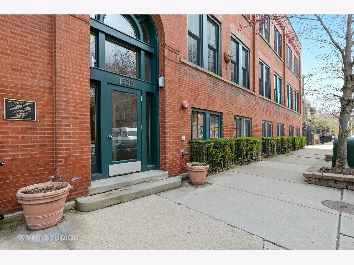 Townhomes & Condos Sold Piano Factory Lofts Chicago Illinois, 1335 Altgeld