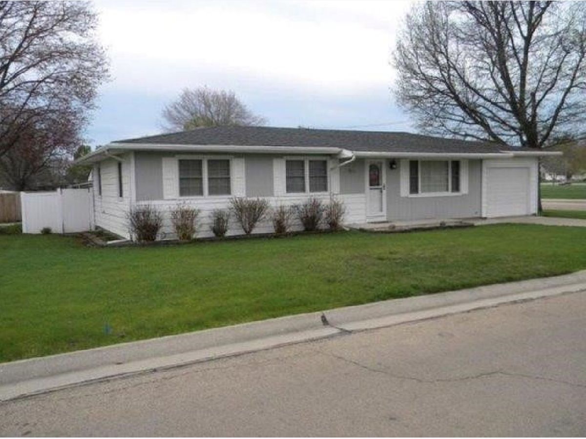  Rented Sterling Illinois, 501 19th