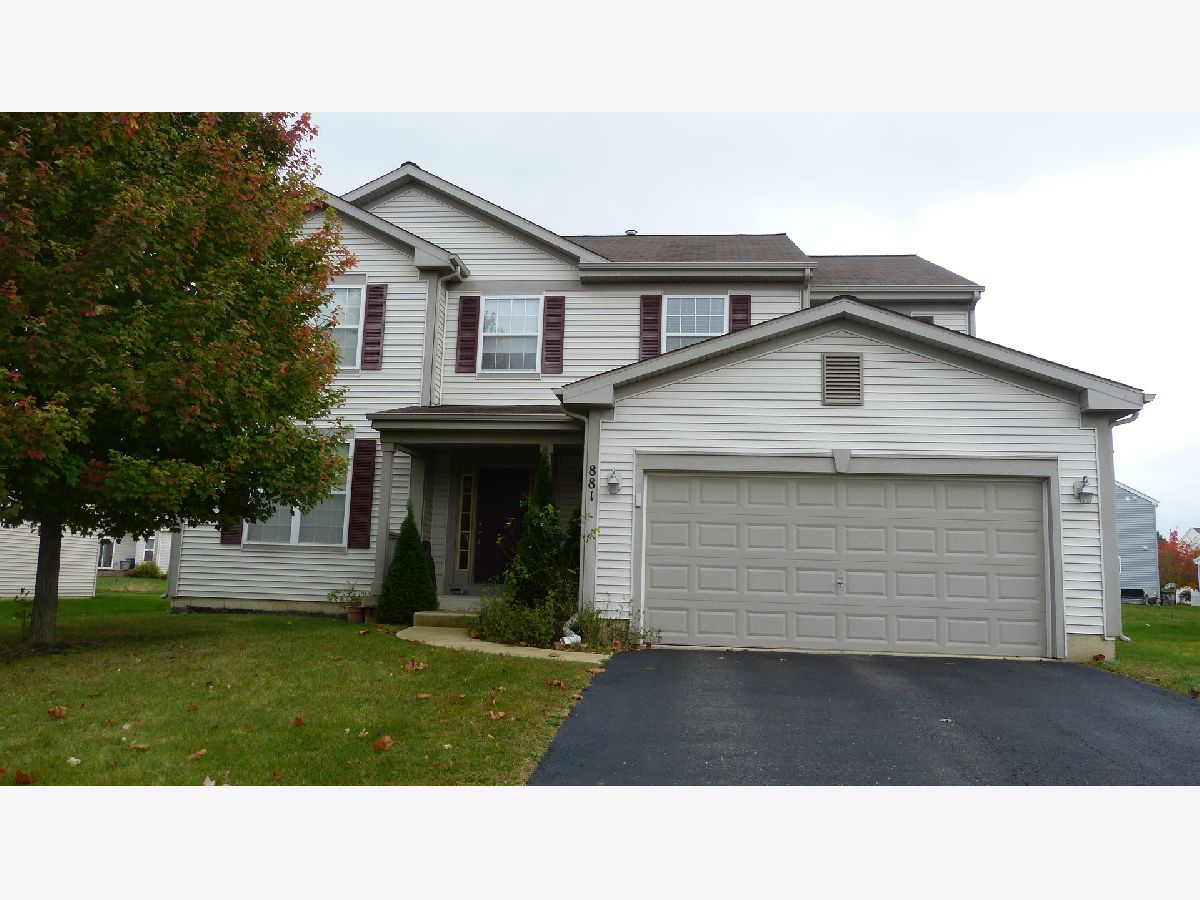 Homes Rented Natures Glen Aurora Illinois, 881 Alpine