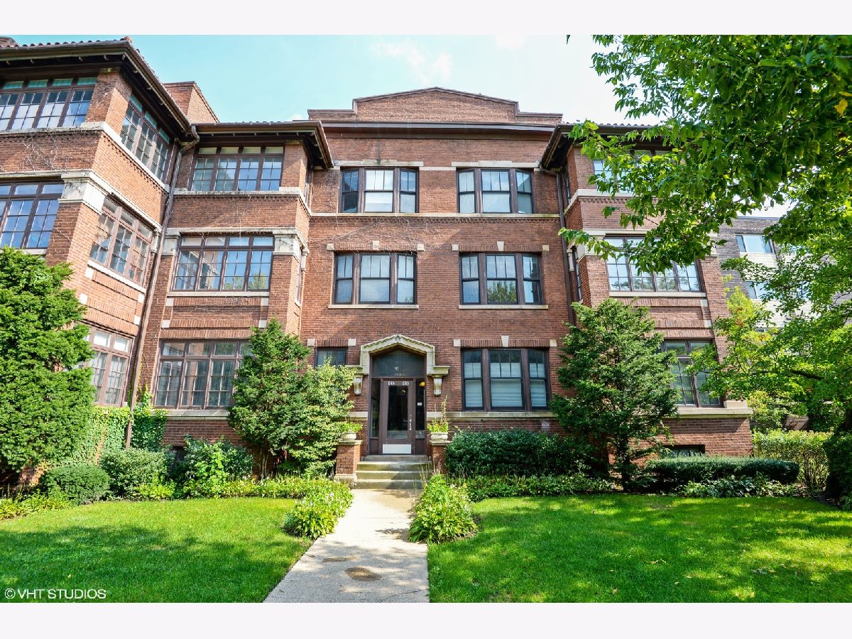 Condominiums Rented Renaissance Ridge Evanston Illinois, 843 Ridge