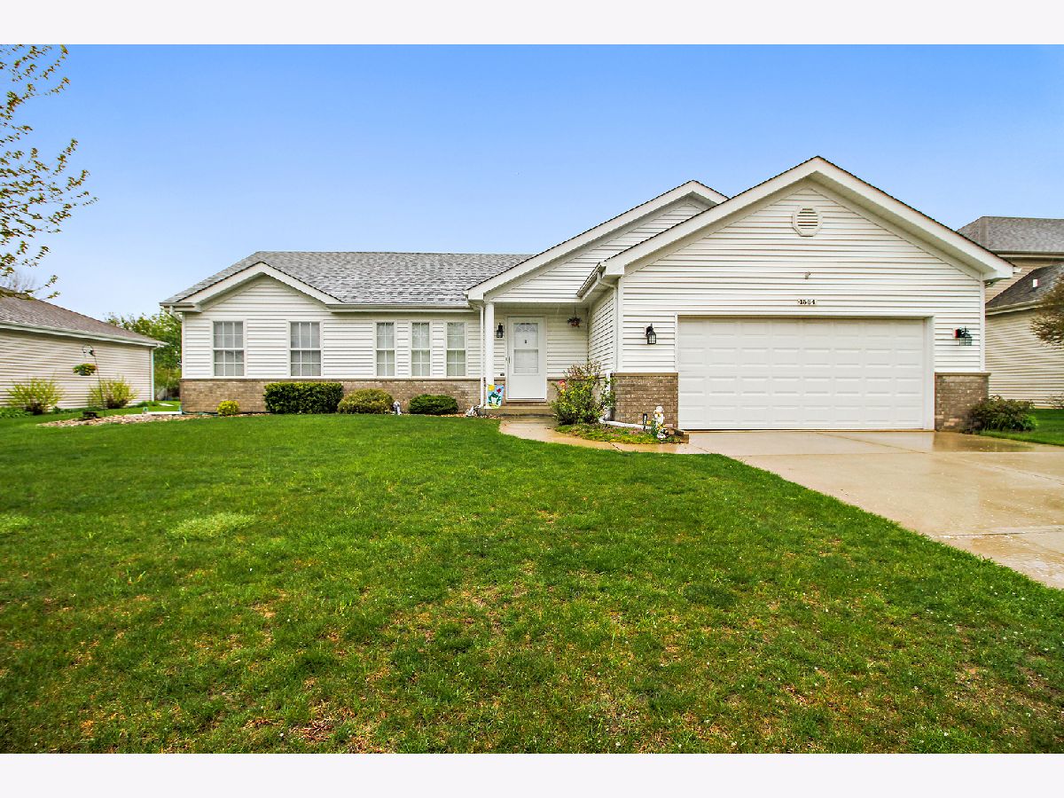 Homes Sold Sun Ridge Bourbonnais Illinois, 1564 Sun Ridge