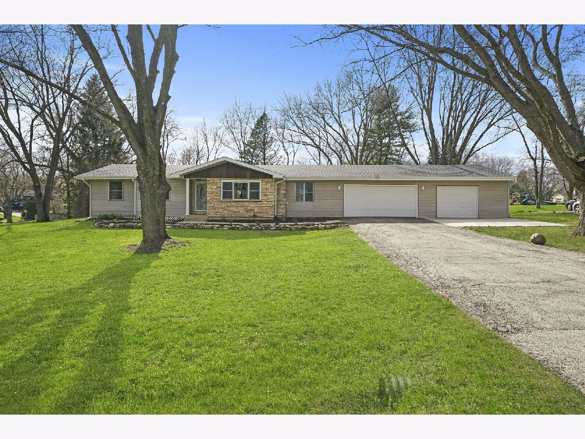Homes Sold Edgewood Acres Crystal Lake Illinois, 2911 Skyline