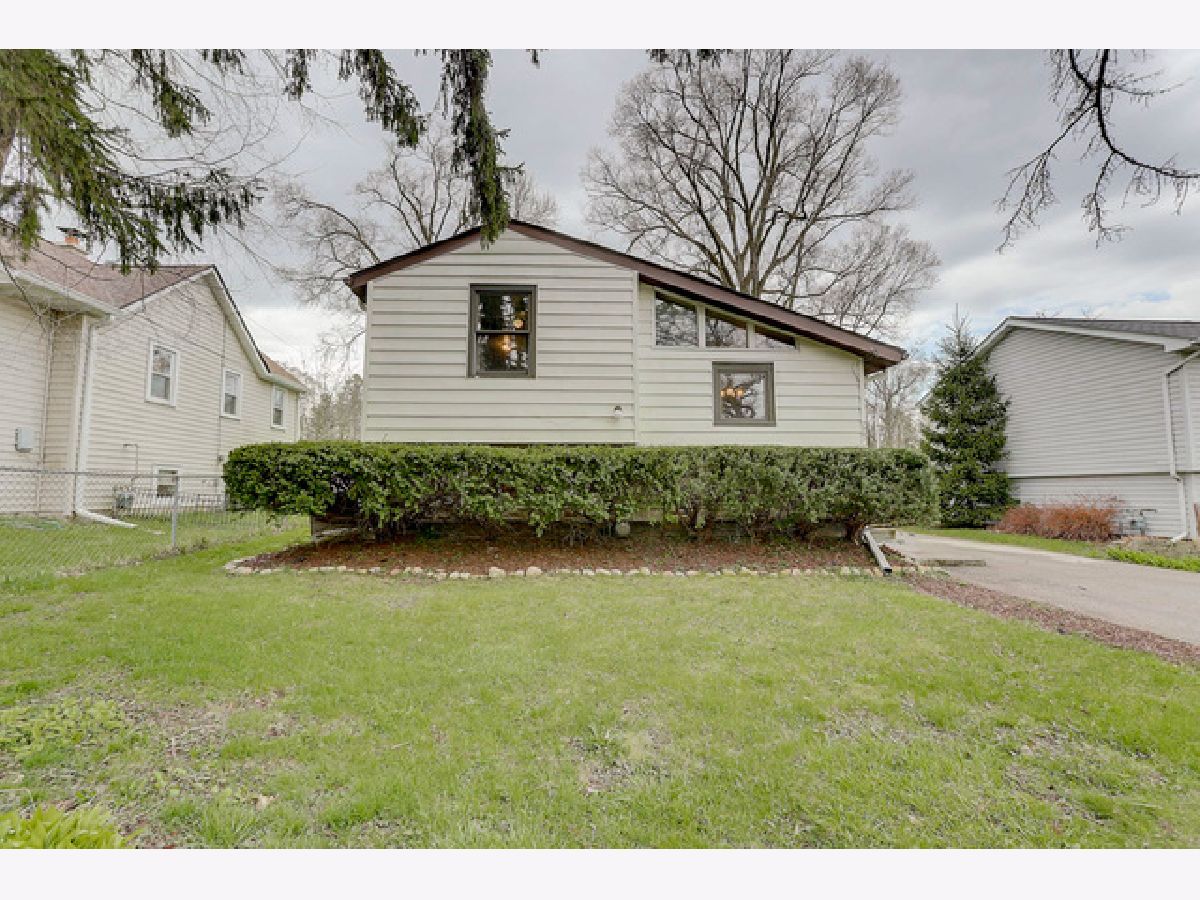 Homes Sold Shore Hills Wonder Lake Illinois, 7703 Orchard