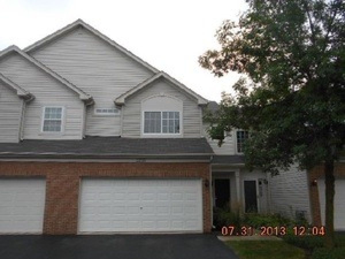 Townhomes Rented Abington Woods Aurora Illinois, 2251 Stoughton