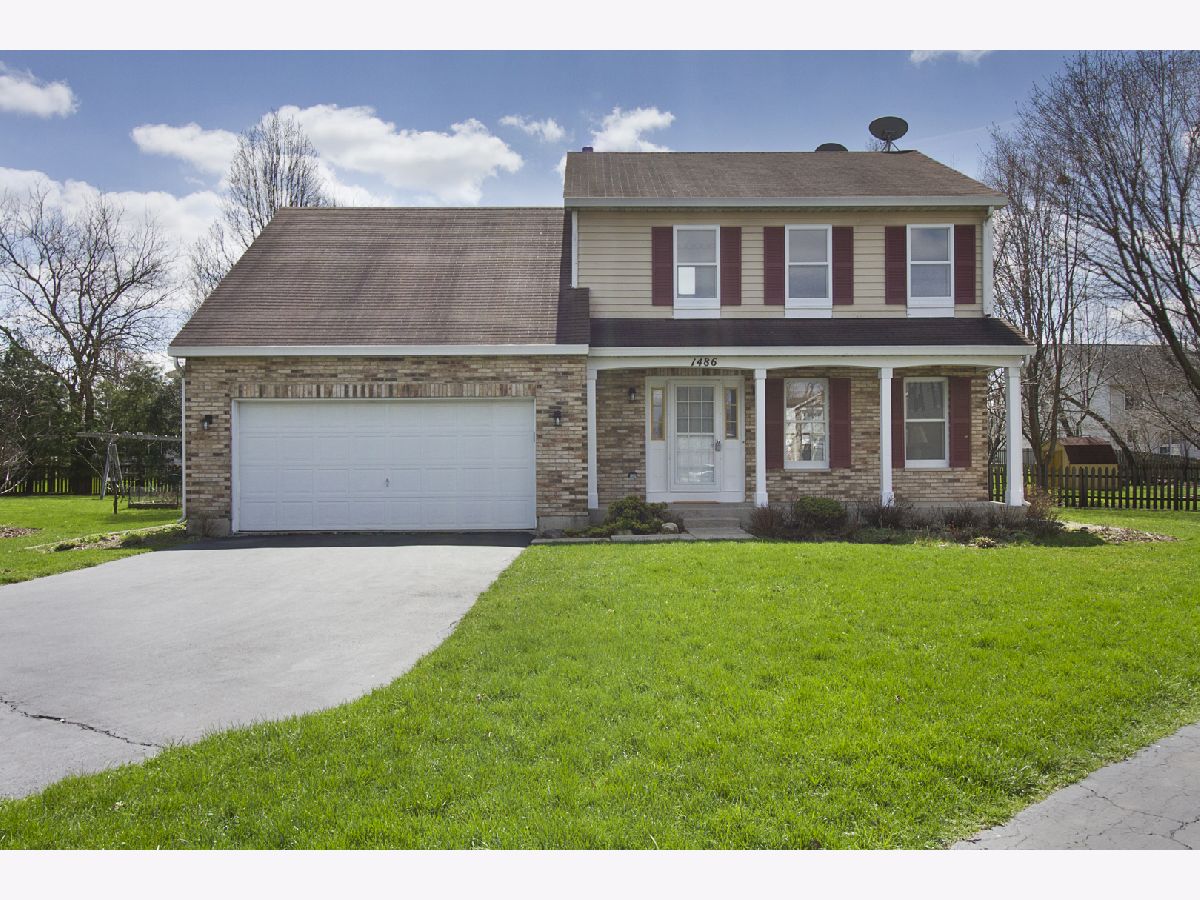Homes & Townhomes Sold Woodridge Elgin Illinois, 1486 Knotty Pine