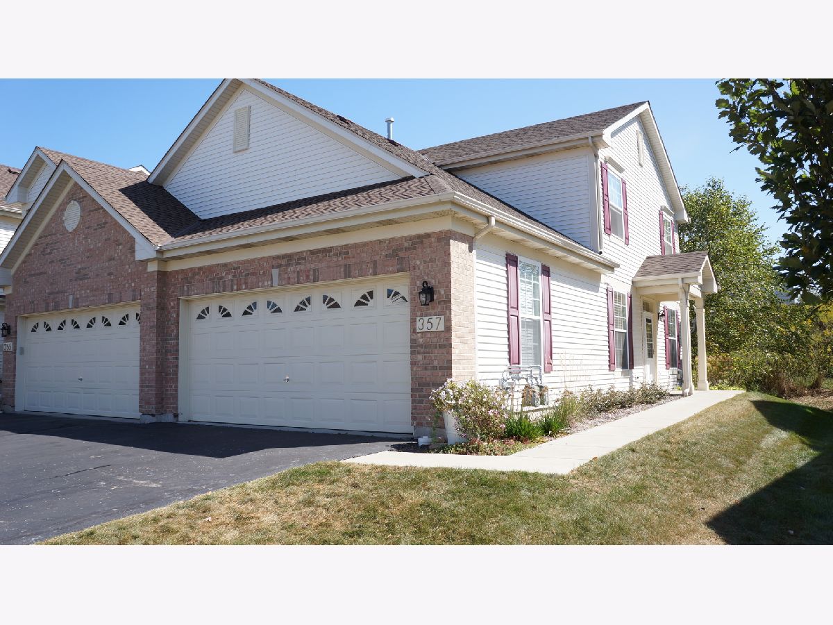 Homes & Townhomes Rented Algonquin Lakes Algonquin Illinois, 357 Emerald